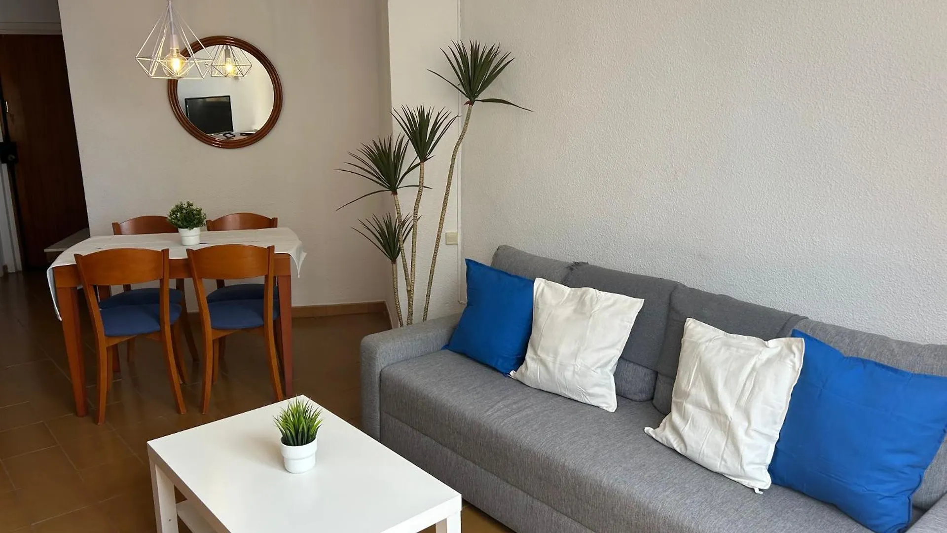 Appartement Proche De La Mer Benalmadena Spain